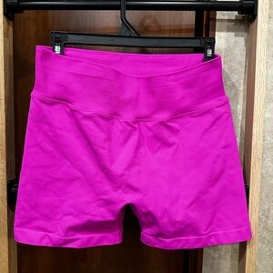 Workout Shorts - Scrunch Butt | Vibrant Pink | Women |  Large